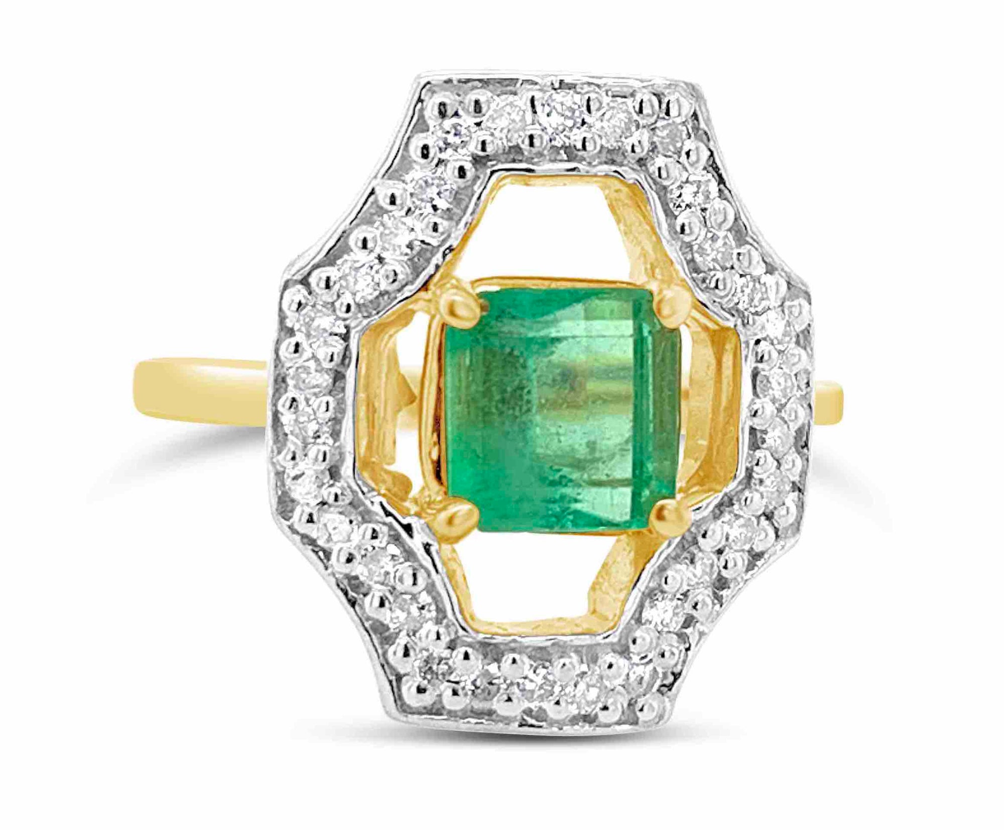 4.86 grams 14K yellow gold Emerald & Diamond ring