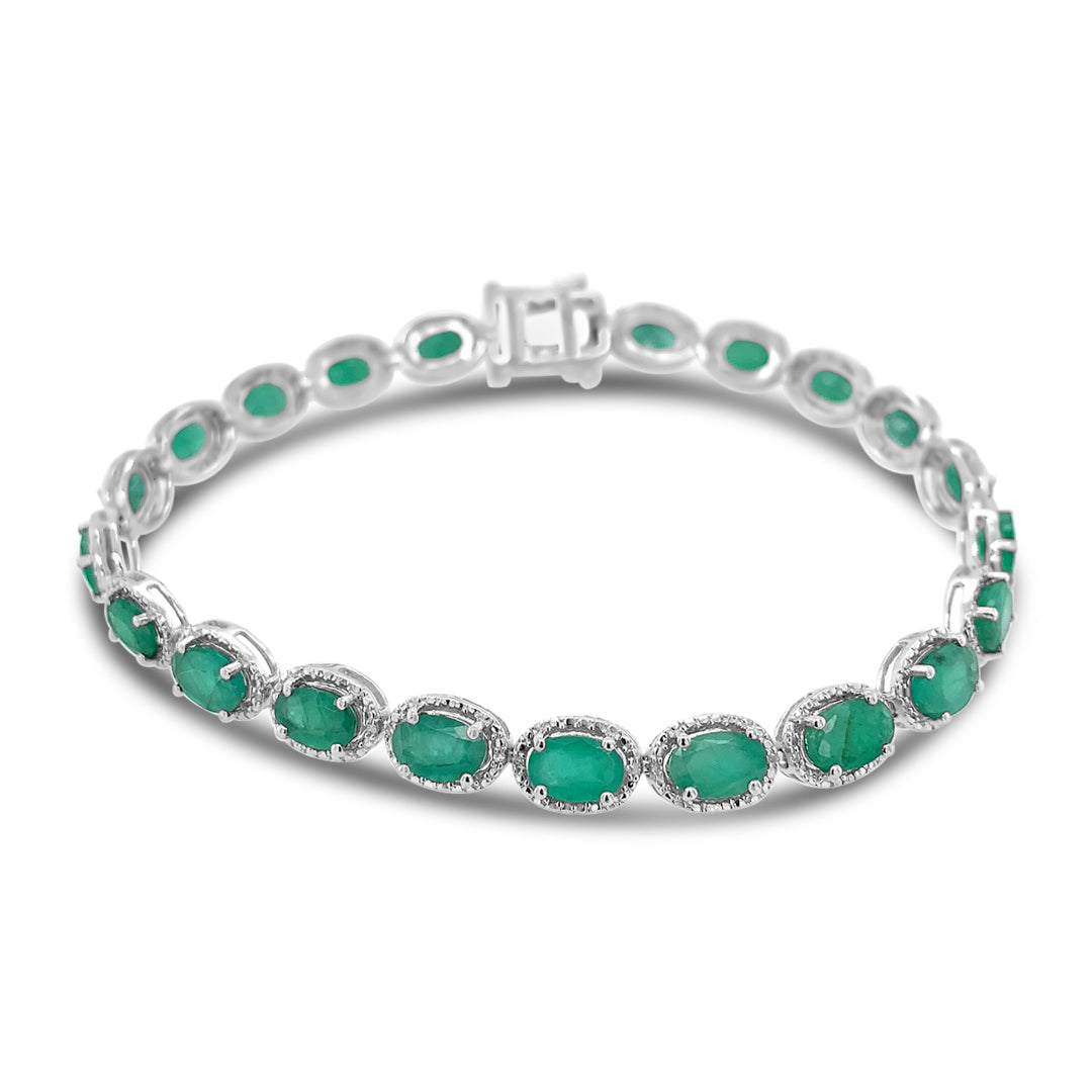 8.14ctw 22 Natural Emeralds and 0.10ctw Diamond Bracelet 925 Silver 9.70 gm
