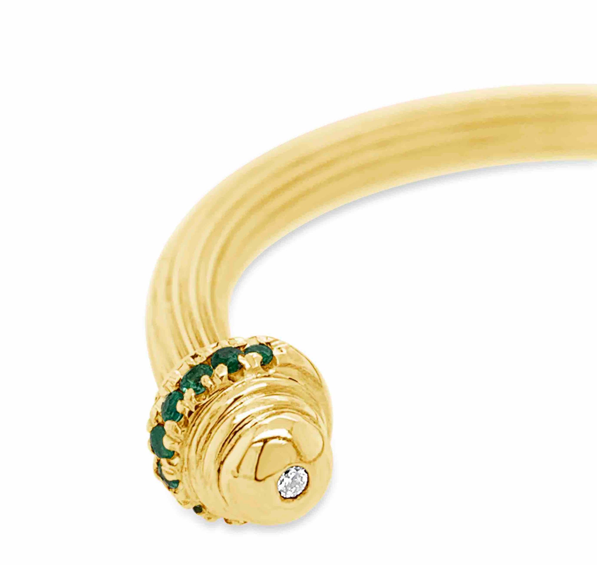 18K Yellow Gold Emerald cuff 12.47 grams