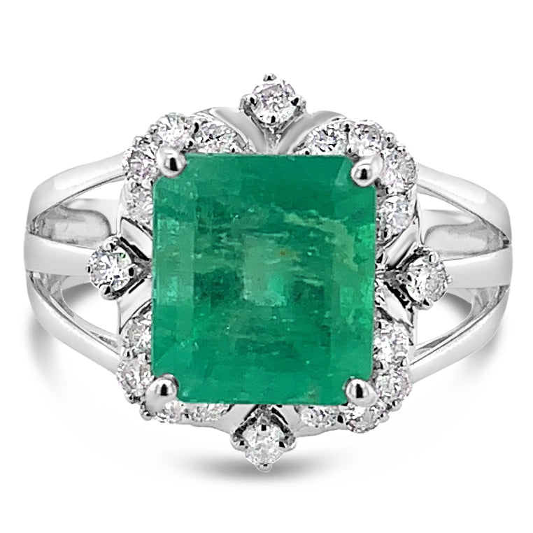 3.38ct Natural Emerald and .36ctw Diamond 14K Yellow Gold Ring 4.1 grams