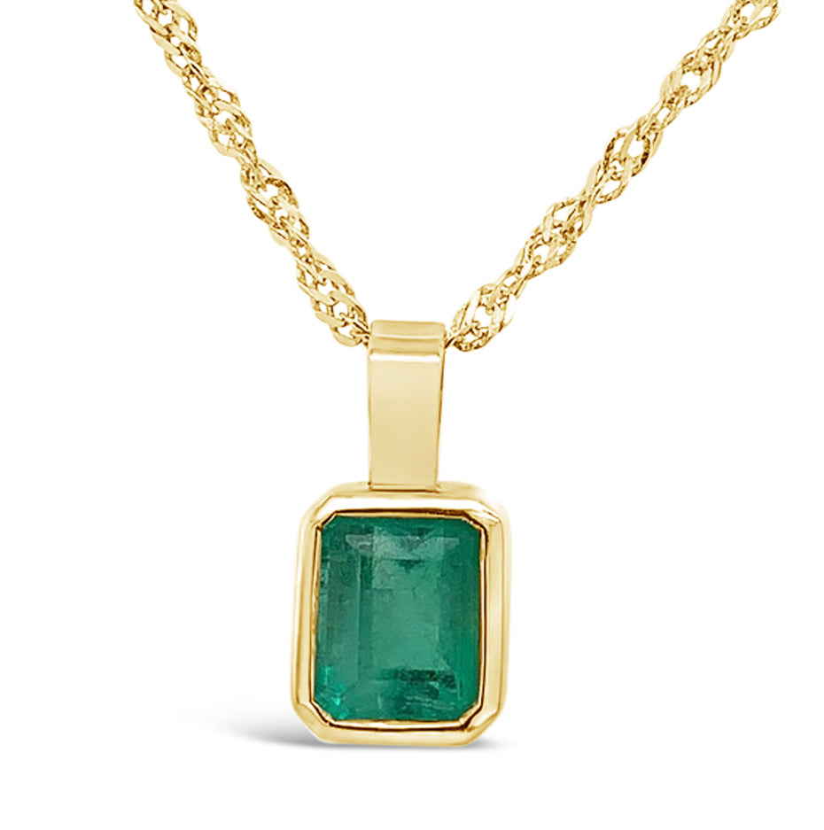 1.80 cts. Genuine Colombian Muzo Emerald Vole Necklace & 18K Yellow Gold
