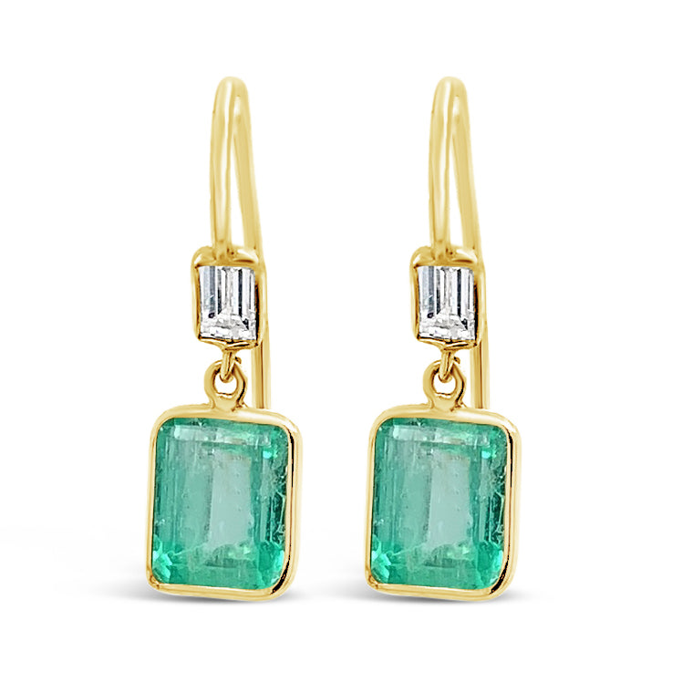 1.96 Carats Colombian Emeralds 0.20 Carats Diamonds 14K Gold Earrings