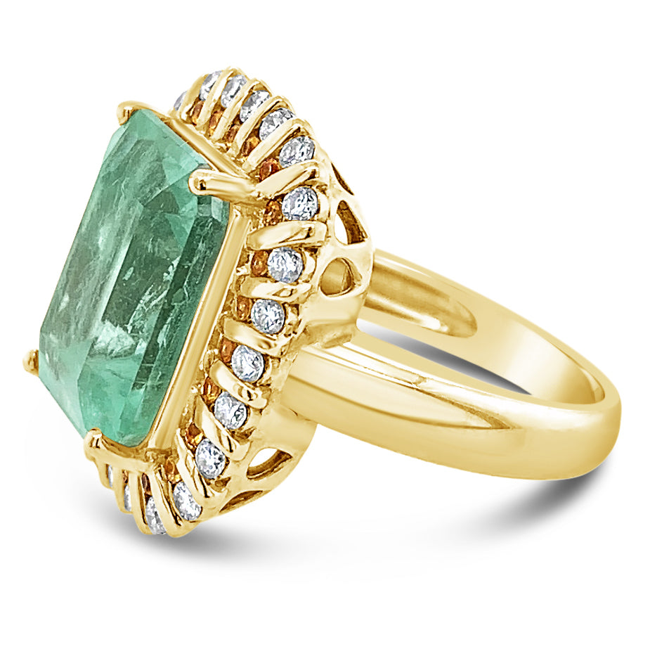 8.00ct Muzo Colombian Emerald with 0.24 cts. Yellow Sapphires & 0.48 Diamonds Ring and 14k Yellow Gold Ring